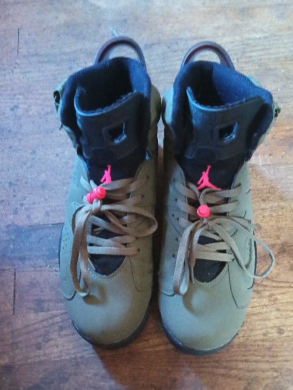 Jordan 6 Retro Travis Scott Shoes